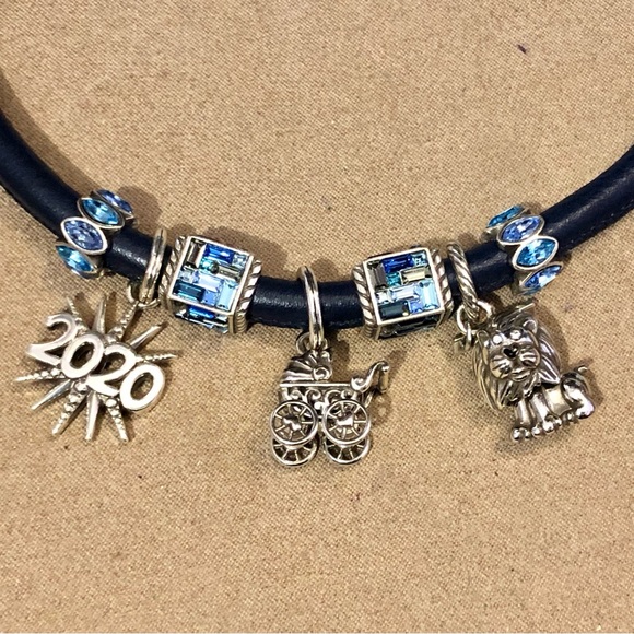 🆕 Brighton 2020 charm Silver starburst Beaded detail Limited edition NWOT - Picture 5 of 5